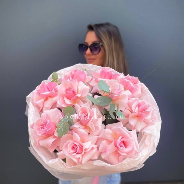 Букет роз "Минифу" в Петрозаводске