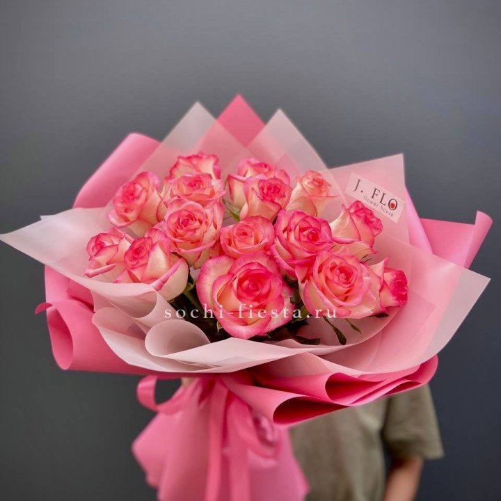 15 роз "Джумилия" в Петрозаводске