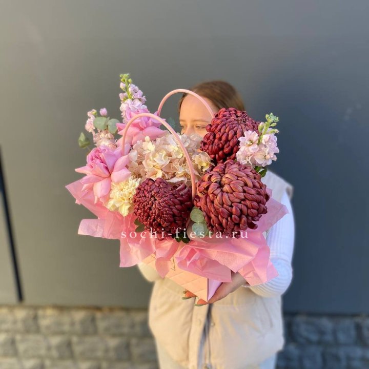 Сумочка нежная с бигуди в Петрозаводске