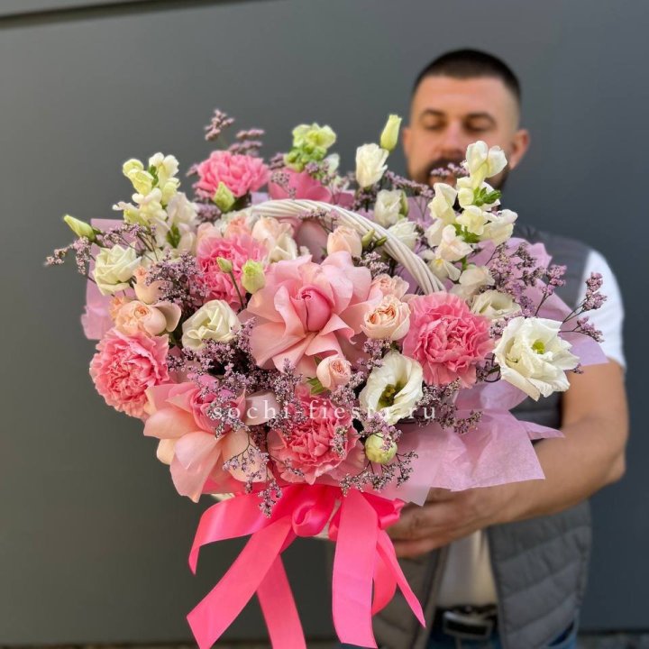 Цветочная корзина №1 в Петрозаводске