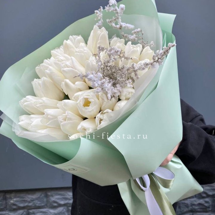 Букет белых тюльпанов "Бьянко" в Петрозаводске