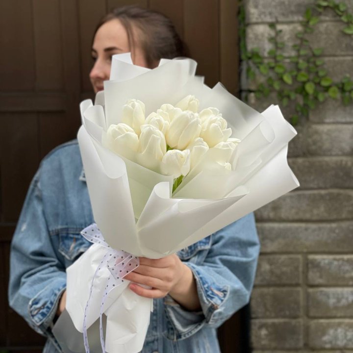 Букет белоснежных тюльпанов в Петрозаводске